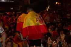 Imagen de la plaza Mayor esta noche durante el partido. /MF