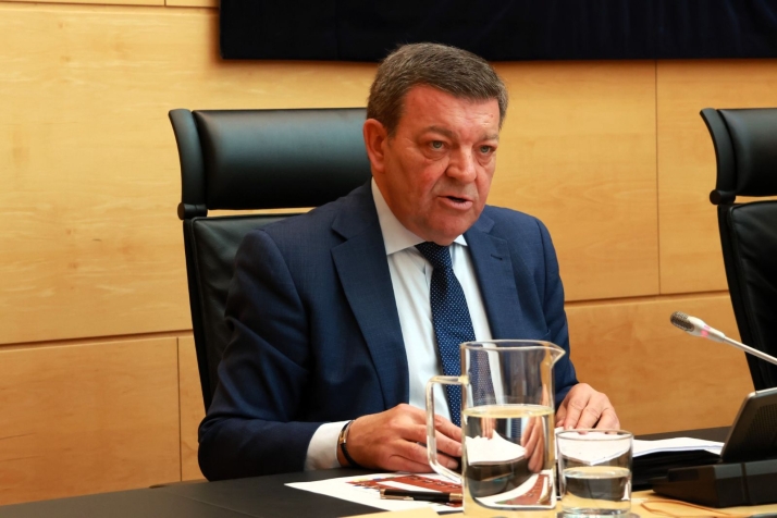 González Gago presenta su hoja de ruta para Presidencia entre las críticas del PSOE por el reto demográfico
