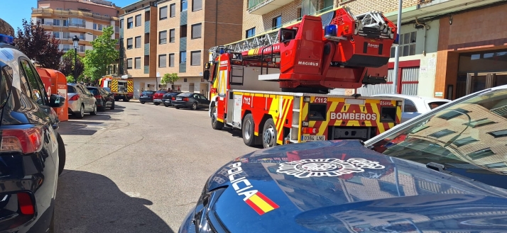 ACTUALIZACIÓN | El aviso por humo en un ascenor de vehículos en Santa Clara moviliza a bomberos y Policía