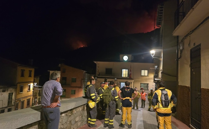 La Junta coordina la atención social y sanitaria de 2.838 personas afectadas por el incendio de Ávila