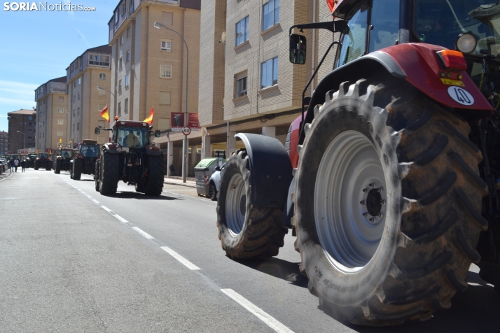 Los agricultores estallan tras recibir las multas por las tractoradas de hace dos años: Llegan después de ayudar en los incendios