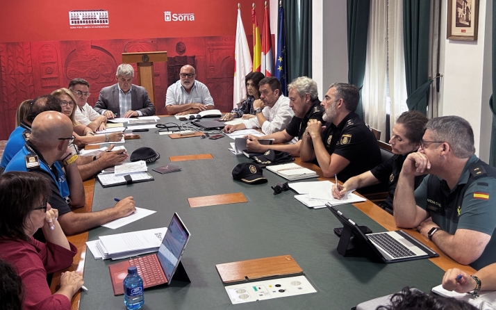 Coordinación para garantizar el normal desarrollo del Enclave de Agua que reunirá a más de 30.000 personas