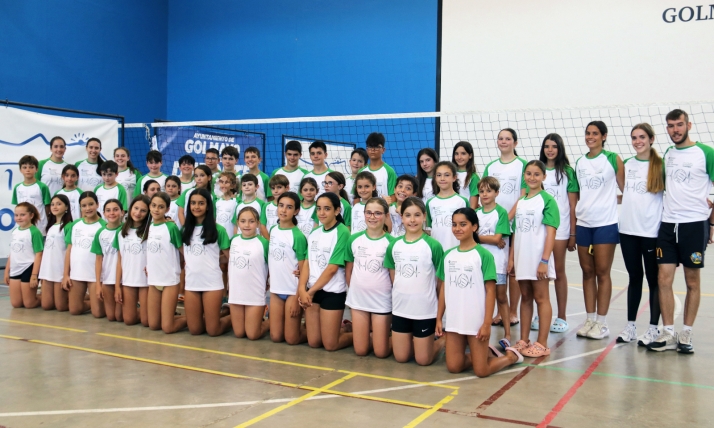 Camaretas dinamiza sus mañanas estivales con el sexto campus del Sporting Santo Domingo