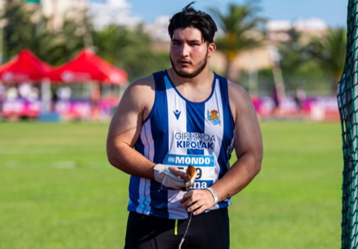 Fabrizio Scontrini sigue quemando etapas precozmente y se proclama campeón de España de lanzamiento de peso