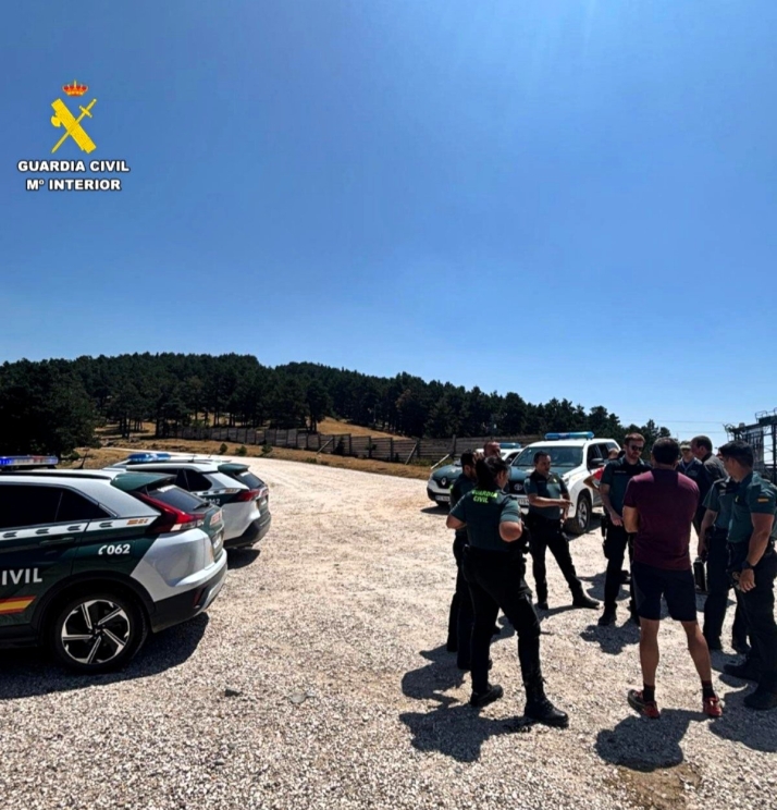 La Guardia Civil localiza a diez menores desaparecidos cerca del Pico del Buey