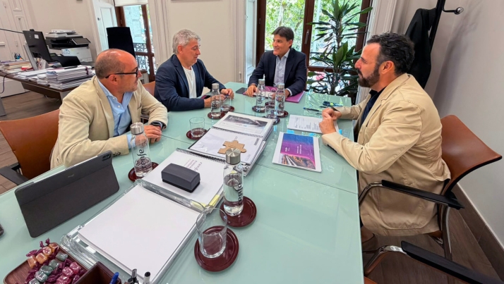 La capital urge a Renfe a acelerar la vuelta del servicio ferroviario