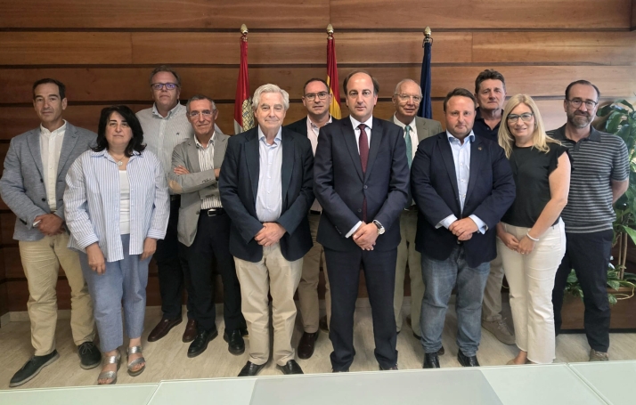 La Junta refuerza la colaboración institucional con los Colegios Oficiales de Ingenieros Agrónomos