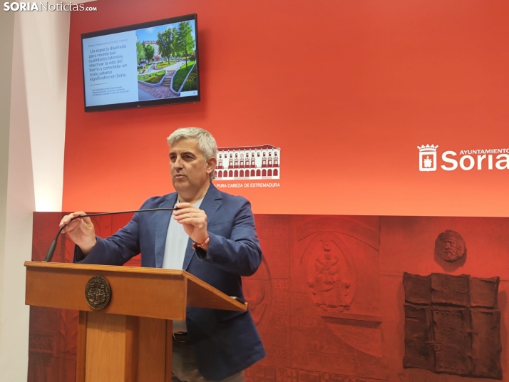 El alcalde habla sobre la pasarela, las travesías, la comisaría, la cárcel…