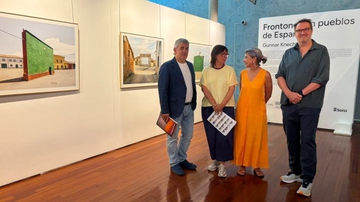 El kilómetro cero de los frontones: Cómo un reportaje sobre torreznos da lugar a una exposición nacional en Soria