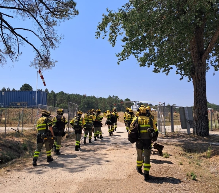 Efectivos de la BRIF de Lubia denuncian que llevan 3 días en tareas de vigilancia: Seríamos más útiles en otros fuegos