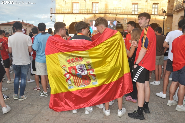 ¡A por la segunda estrella!: La Hermandad de Donantes sortea 5 camisetas oficiales de La Roja
