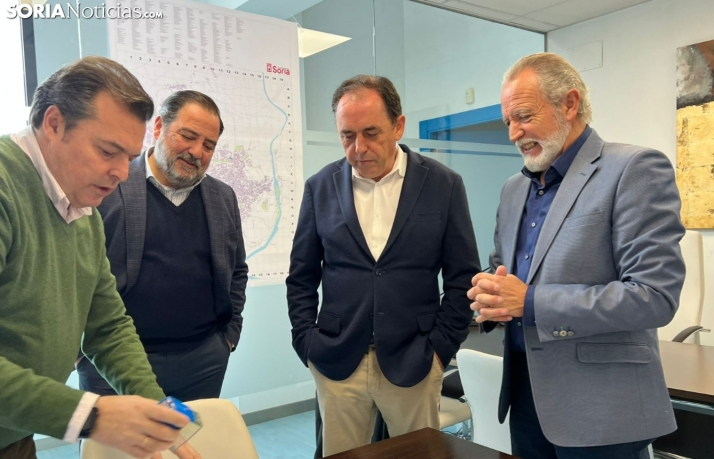 Serrano respalda a Hernando para revertir la situación caótica del Ayuntamiento