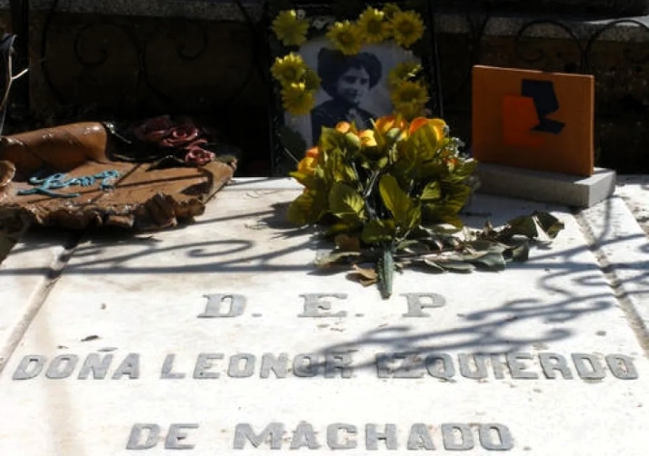 El cementerio acoge el recuerdo a Leonor con un estreno musical en el 114º aniversario de su muerte