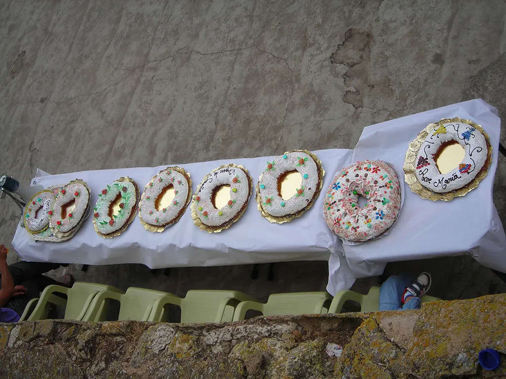 Foto 2 - Todo preparado en A&ntilde;avieja para las fiestas en honor a la Virgen de la Sope&ntilde;a