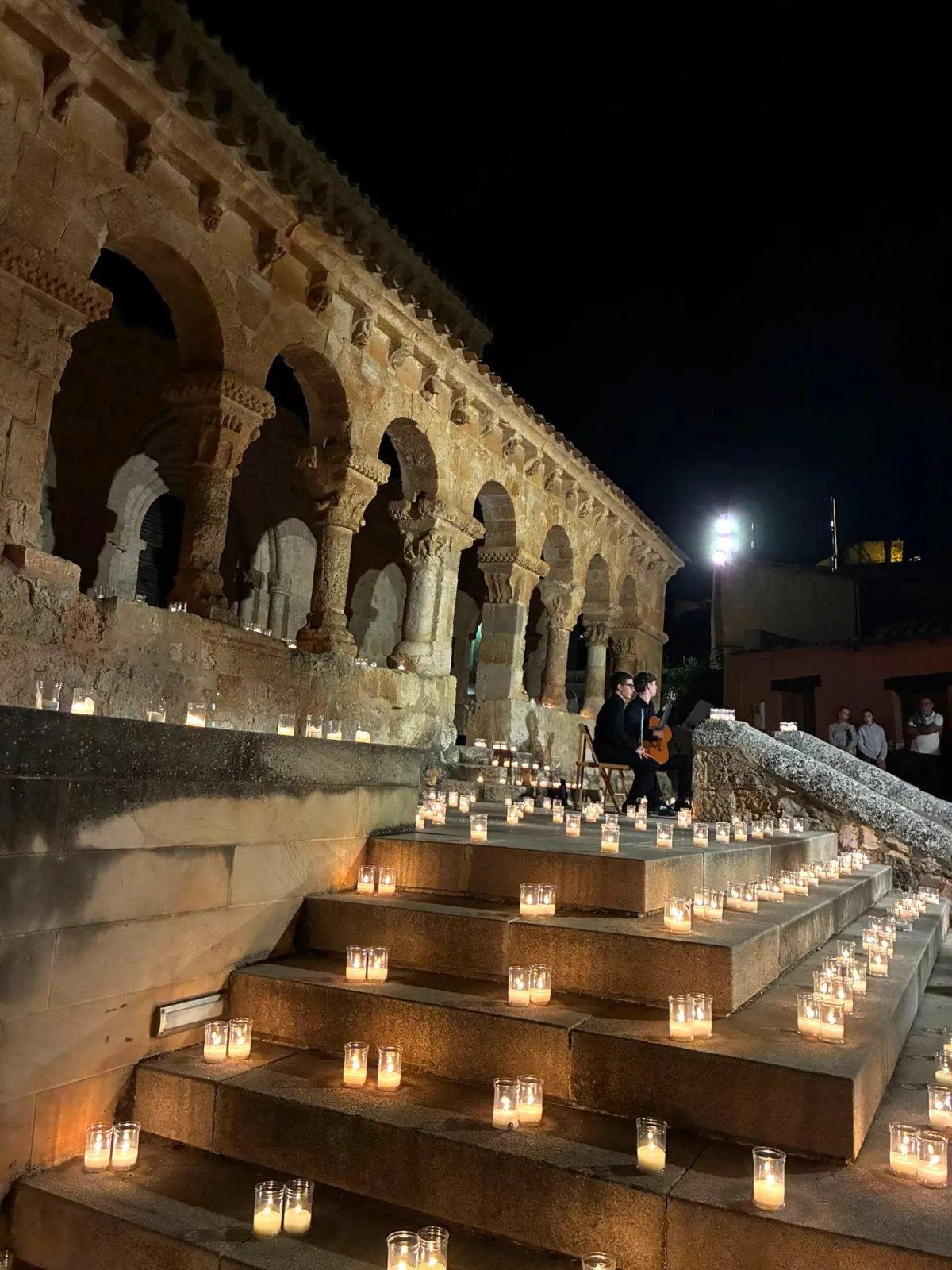 Foto 2 - La historia se llena de luz y m&uacute;sica en San Esteban de Gormaz