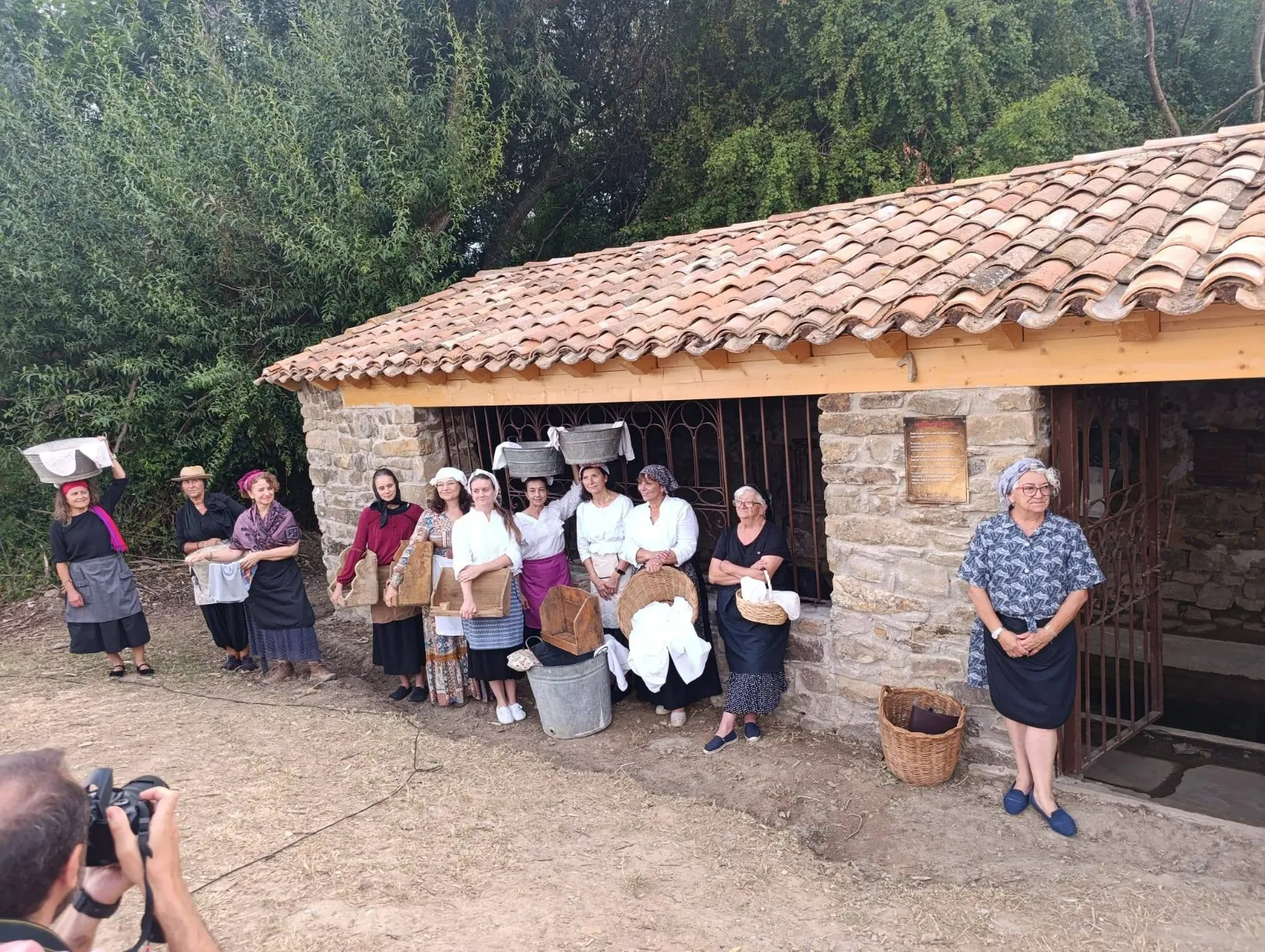 Un pueblo no muere mientras se le recuerda: Gallinero inaugura la rehabilitación del histórico lavadero de Cerveriza