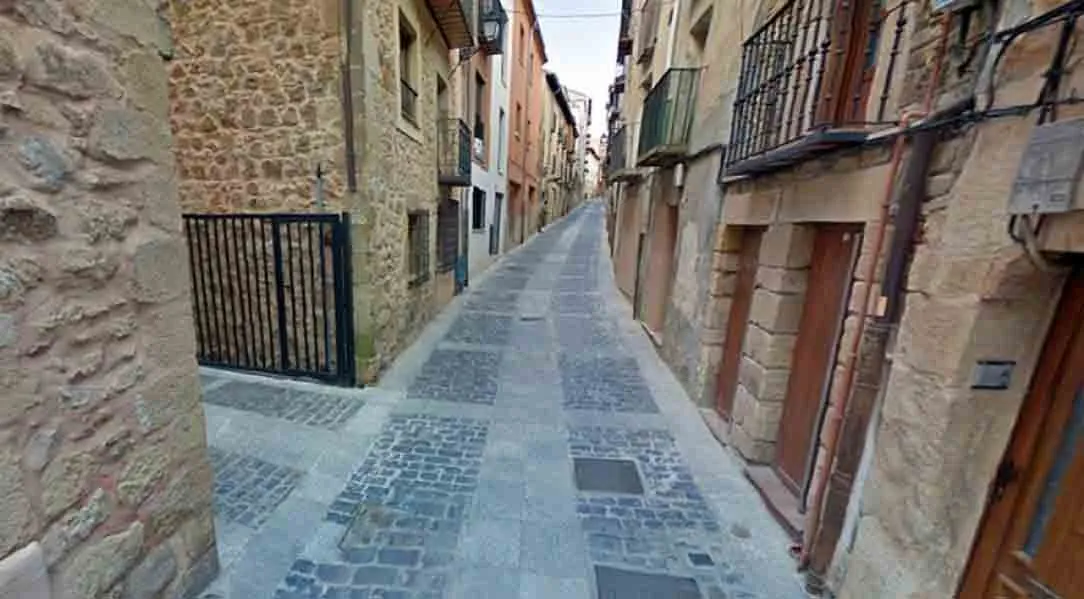 Patrimonio autoriza pavimentar varias calles del casco antiguo