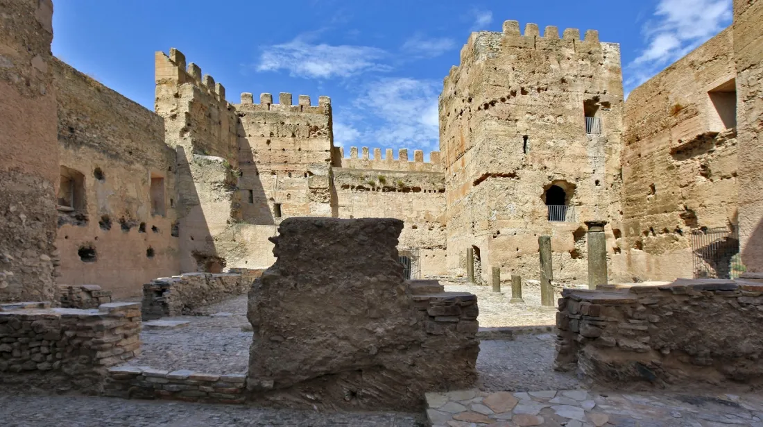 Yanguas reparará las goteras de la torre de su castillo