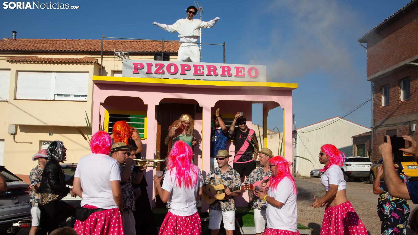 GALERÍA | Disfraces para apurar las fiestas de Tardelcuende