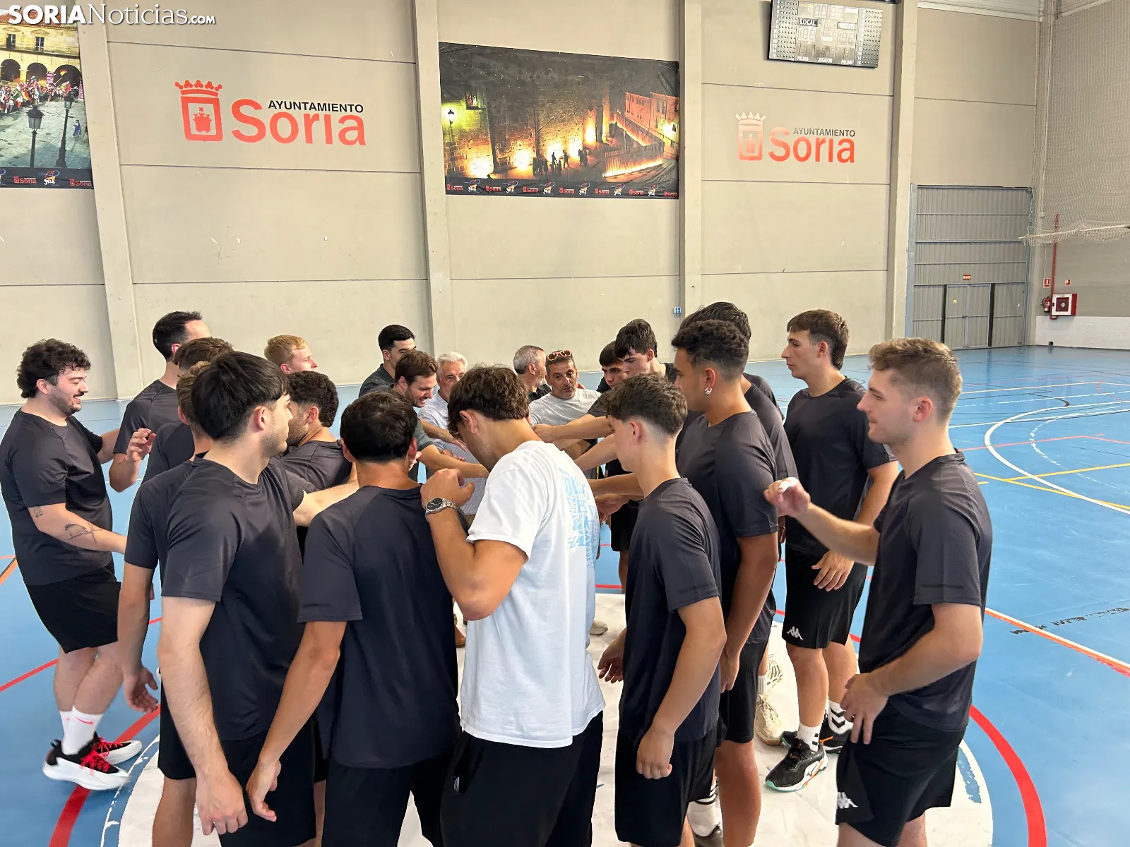 Foto 2 - El BM Soria empieza la pretemporada con ambici&oacute;n: &ldquo;Queremos jugar bien al balonmano&rdquo;
