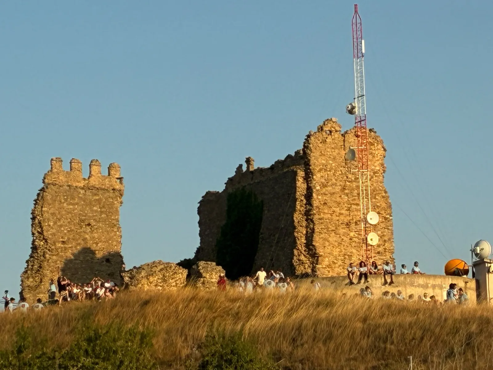 Foto 2 - El eclipse atrajo hasta 150.000 visitantes a Soria y triplic&oacute; el peso del turismo extranjero