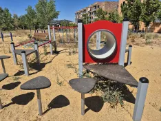 Foto 3 - Reclaman mejoras en el parque infantil de la calle Cuenca
