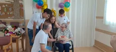 La residencia GeroSoria de Fuentetoba celebra el siglo de vida de Emilia Martínez Marín
