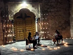 Foto 6 - La historia se llena de luz y m&uacute;sica en San Esteban de Gormaz