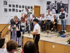 Foto 8 - La Rondalla Germ&aacute;n emociona a Tardelcuende en su Semana Cultural