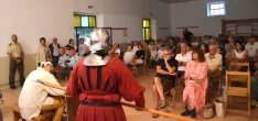 Foto 8 - Defensa rinde homenaje a estos tres pueblos sorianos por su apoyo a los paracaidistas