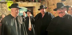 Foto 10 - El Royo se viste de tradici&oacute;n en una noche de mantones y capas castellanas