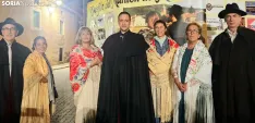 Foto 15 - El Royo se viste de tradici&oacute;n en una noche de mantones y capas castellanas