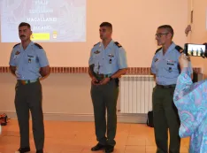 Foto 11 - Defensa rinde homenaje a estos tres pueblos sorianos por su apoyo a los paracaidistas