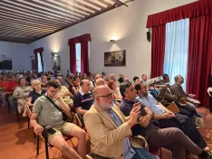 Foto 4 - El curso de verano de &Aacute;greda cuelga el cartel de completo