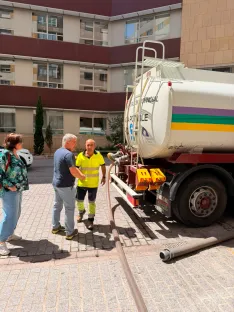 Foto 3 - El Ayuntamiento estudia el alcance de la aver&iacute;a en la red de agua y valora la posibilidad de camiones cisterna en caso de que fuesen necesarios
