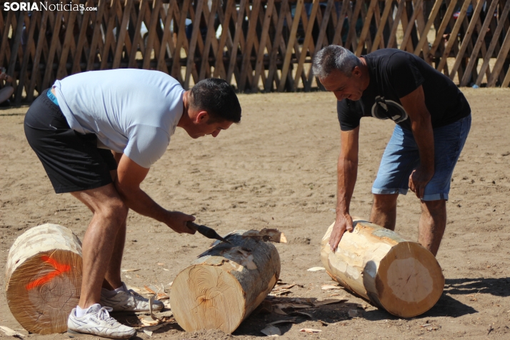 La tradici&oacute;n de la madera se convierte en espect&aacute;culo en Vinuesa 