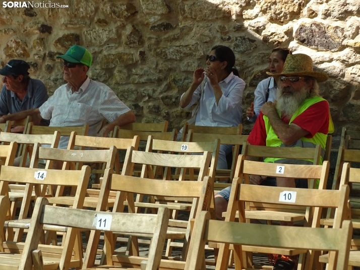 GALER&Iacute;A | Blanco sobre verde: El Royo festeja su patrimonio indiano