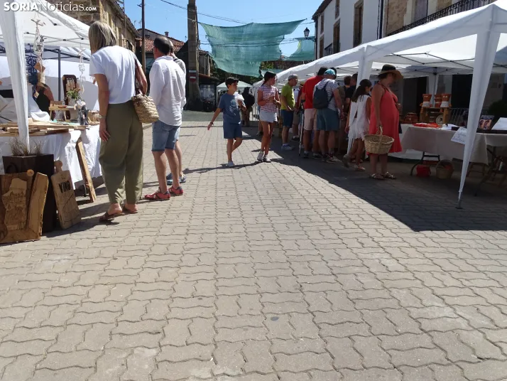 GALER&Iacute;A | Blanco sobre verde: El Royo festeja su patrimonio indiano
