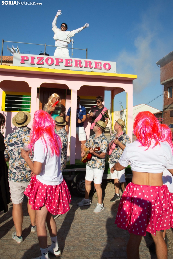 Disfraces en las fiestas de Tardelcuende 2026