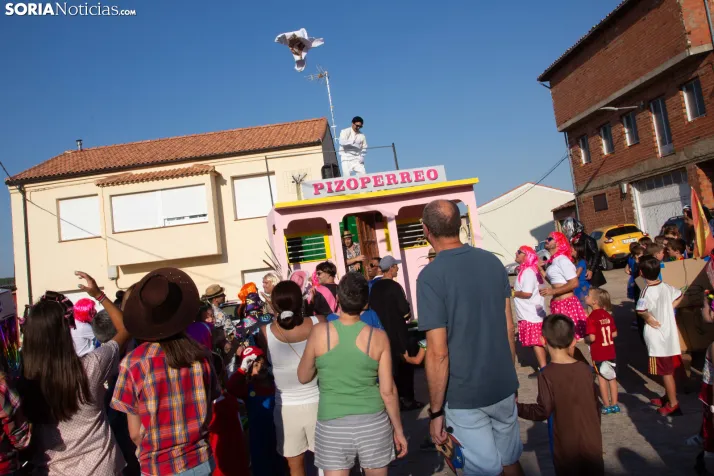 Disfraces en las fiestas de Tardelcuende 2026