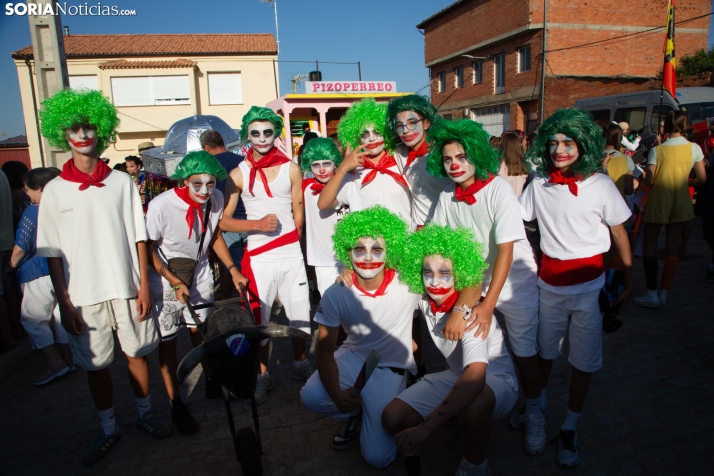 Disfraces en las fiestas de Tardelcuende 2026