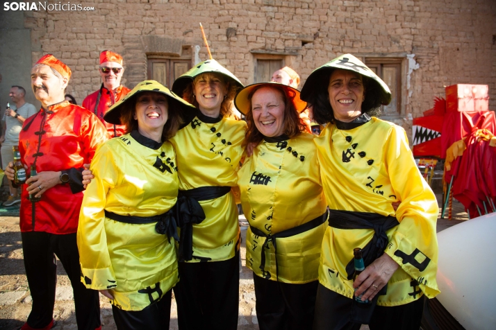 Disfraces en las fiestas de Tardelcuende 2026