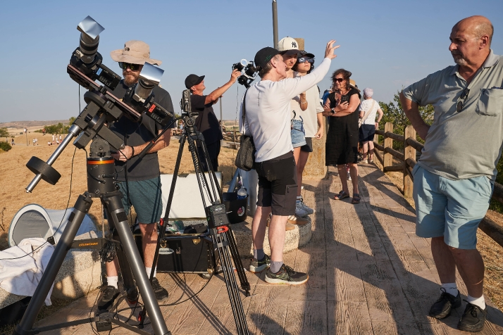 Fotos: Almaz&aacute;n re&uacute;ne astronom&iacute;a, patrimonio y cultura bajo el eclipse