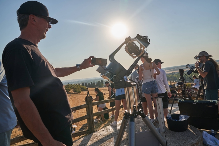 Fotos: Almaz&aacute;n re&uacute;ne astronom&iacute;a, patrimonio y cultura bajo el eclipse