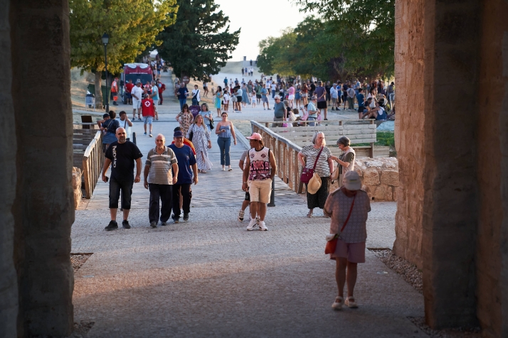 Fotos: Almaz&aacute;n re&uacute;ne astronom&iacute;a, patrimonio y cultura bajo el eclipse