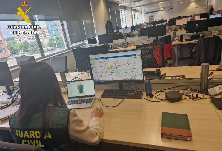 Estafado tras interesarse por servicios sexuales en internet