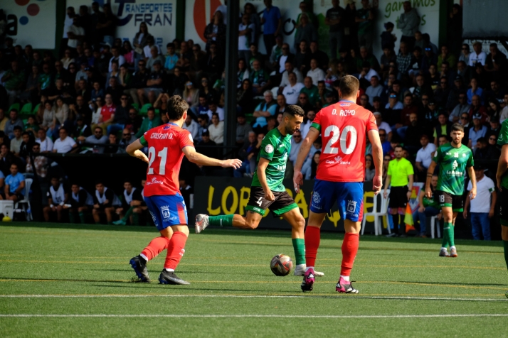 El C.D. Numancia estalla contra la RFEF por el cambio de grupo: del viaje a Calamocha al debut en Canarias