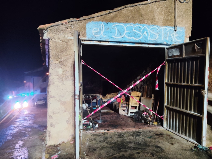 Un incendio en una peña de Borobia moviliza de madrugada a los bomberos