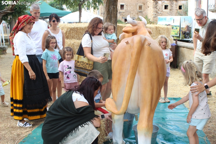 En im&aacute;genes: Valdeavellano de Tera vuelve a presumir de su mantequilla con su tradicional feria