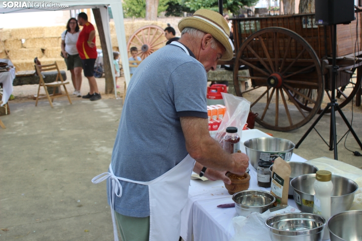En im&aacute;genes: Valdeavellano de Tera vuelve a presumir de su mantequilla con su tradicional feria